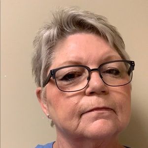 Meet your Posher, Lynn